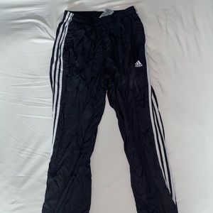 Adidas pants (M)